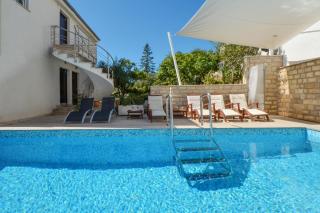 Seaside apartments with a swimming pool Seget Vranjica, Trogir - 4284 - 4