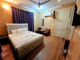 The Luxury Islamabad Guest House - 1