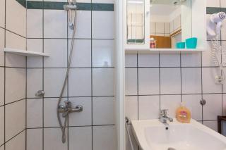 Family-friendly apartments with swimming pool Punat, Krk - 5345 - 1