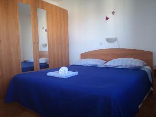 Apartments with parking space Losinj, Losinj - 7978 - 5