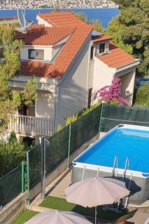 Seaside family friendly house with a swimming pool Okrug Donji, Ciovo - 14348 - 2