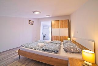 Holiday house with a parking space Kampor, Rab - 16357 - 5