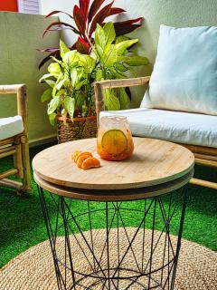 Evasion en plein cœur de la ville T3 Jacuzzis Sauna et piscine au centre de Port-Louis - 0