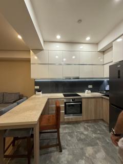 ''The View Apartment ''- CITY CENTER Chic 1 Bedroom, Stunning Balcony View - 5