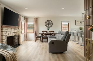 Modern Nest - Cozy & Free Parking - Edgewood - 0