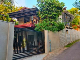 Chameera guest house - 1