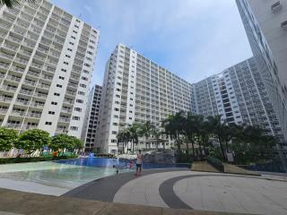 SM Mall Of Asia Shore Residences Vian - 9