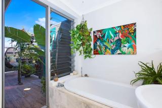 Clovelly Beach Escape - Walk to Beach - AC and Parking included - 5