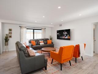 Sunset - Private Pool & Spa - Walk to Old Town - 7