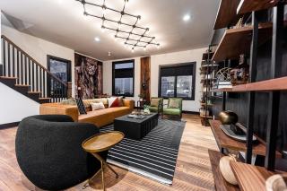 Heart of Gulch - 4 Min to Broadway - Designer Home - 7