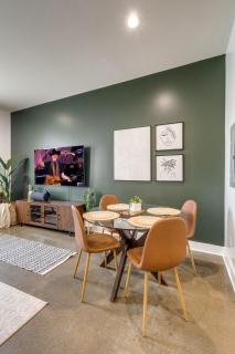 Lofts at 30th -Horizon- 2 Bedroom Executive Suite - 2