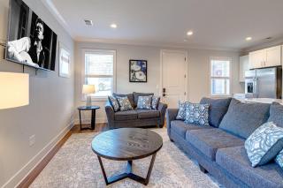 Mesmerize Melrose - 5 Mins to Broadway - Rooftop Deck - 7