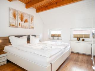 Holiday home with 2 bedrooms - 5