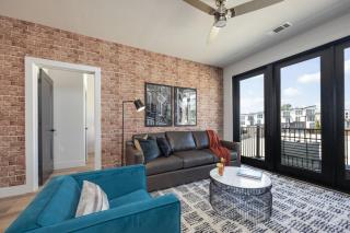 Halcyon - Odyssey - Heart of Midtown - 1