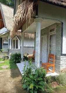 Bulan Bungalows and Cafe - 1