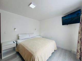 Luxury Apartment with Jacuzzi 2 Bedroom 2 Bath - 1