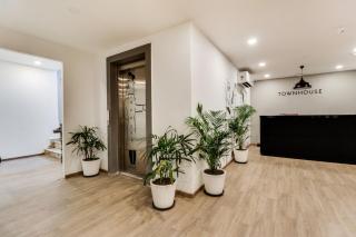 Super Townhouse Gandhi Hall - 4