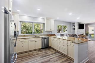 SG8A: 8A Seagrove Villa - 1