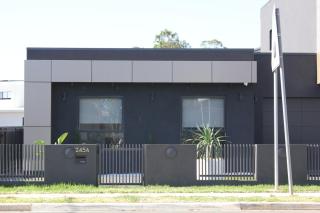 Luxurious Two-Bedroom Granny Flat - 6