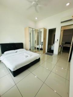 Seaview Condo A31 #Queensbay#SPICE - 6