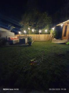 Savana Bali Guesthouse - 8