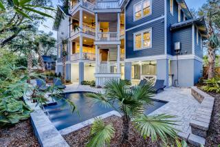 AV3-23: 3 23rd Avenue - 0