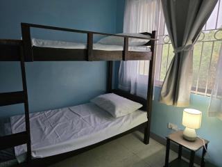 Daet Crashpad 6-10pax - 3