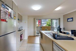 Sweet Mango Hill Apartment w Convenient Location - 1