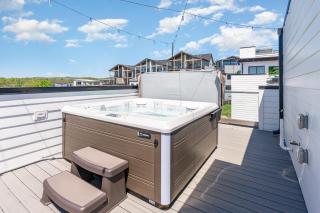 Melody Row-2 Unit Combo w/Hot Tub-Mins to Broadway - 9