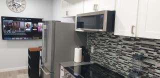 Executive 1Bedroom Suite By Henday - 1