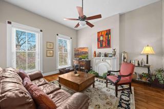 Family-Friendly 2 Unit Retreat in Louisville - 0