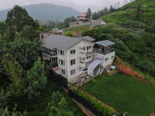 Hope Horizon Luxury Villa By LexStays - 8