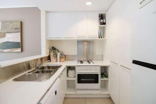 The Wellington Crescent Urban Retreat - 4