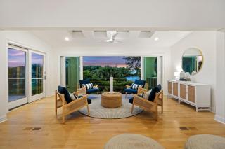 SI3721: 3721 Seabrook Island Road - 0