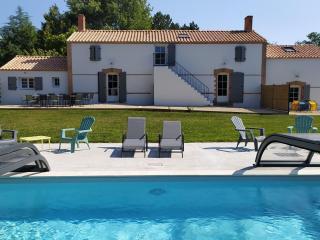 Location Studio avec Piscine Chauffée en Vendée - FR-1-426-595 - 8