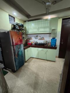 Feelfree Homestay Newashoknagar Mayurvihar phase 1 Delhi - 2