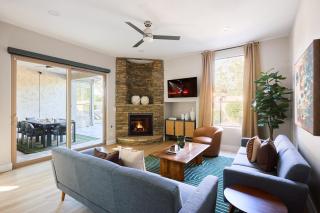 Citrus-Pool & Spa-Walk 2 restaurants, shops & bars - 9