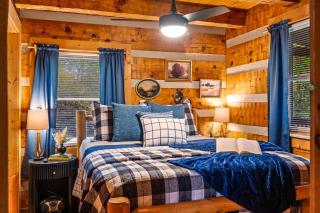 Hot Tub Pool Table Fireplace Views Relax - 3