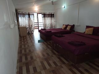 Cafe Nikos Resto Bar Beach Cottages & Rooms - 7