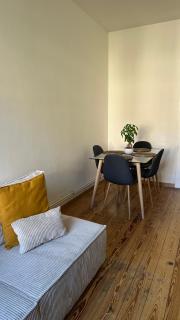 Cosy APPART COMPLET à 18min à pied du MARCHÉ DE NOËL Centre Ville 4 à 6 pers Max - 9