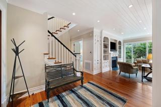 FW18: 18 Flyway Drive - 5