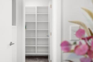 Heart of the city - Walk to TownHall, Casino, Te Pae, Free Car park - 3