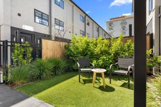 Heart of the city - Walk to TownHall, Casino, Te Pae, Free Car park - 8