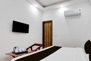 Super Townhouse Mandoli Metro Station Formerly Legacy Residency - 3