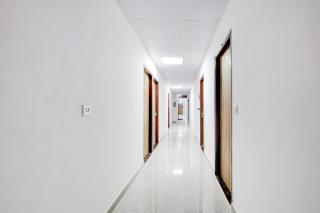 Super Townhouse Mandoli Metro Station Formerly Legacy Residency - 5