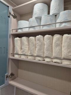 Cozy Apt with Home Cinema near Hongdae - 3