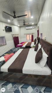 BL paying guest house - 8