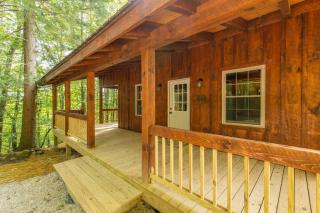 Pet-Friendly Tiny Cabin - Pine Point - 4