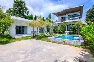 Sunny Blue Runway - 0