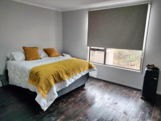 One Eight Seven on Moepel - 3